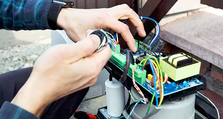 Automatic Driveway Gate Repair in Ormond Beach, FL