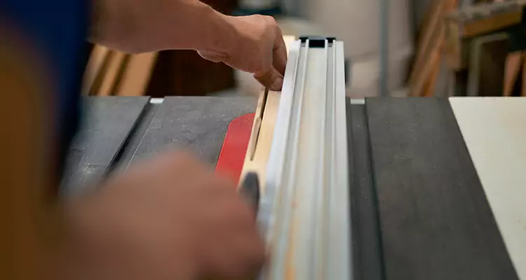 Bifold Door Seal Repair in Ormond Beach, FL