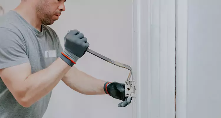 Cracked Door Jamb Repair in Ormond Beach, FL