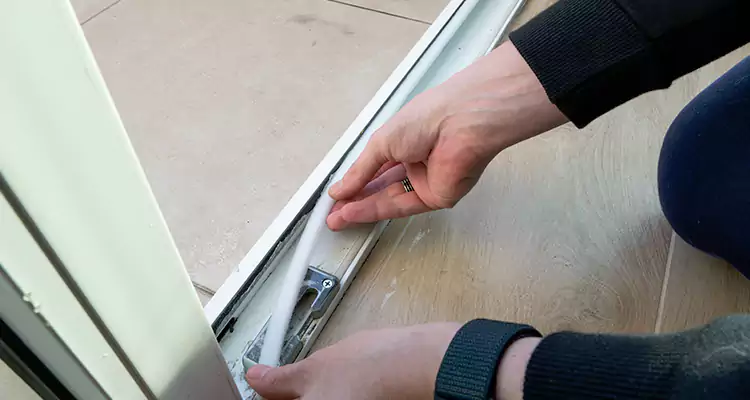 Garage Door Off Track Repair in Ormond Beach, FL