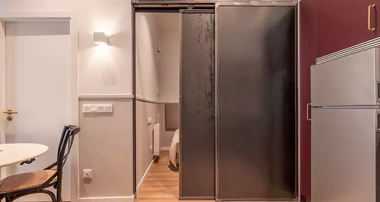 We Fix Closet Sliding Door in Ormond Beach, FL