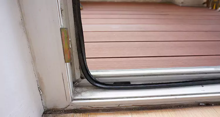 Why Choose Us for Leaking Sliding Glass Door Repair in Ormond Beach, FL?