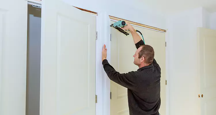 Top Rated Door Fixing ServiceFixing Garage Door Track in Ormond Beach, FL