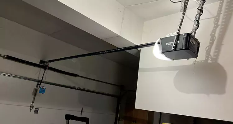 Linear Garage Door Opener Repair in Ormond Beach, FL