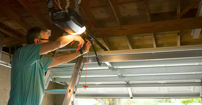 Chamberlain Garage Door Repair in Ormond Beach, FL