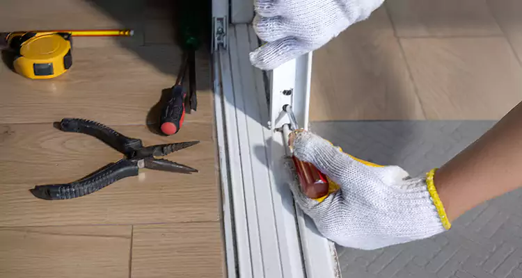 Closet Sliding Door Track Repair in Ormond Beach, FL