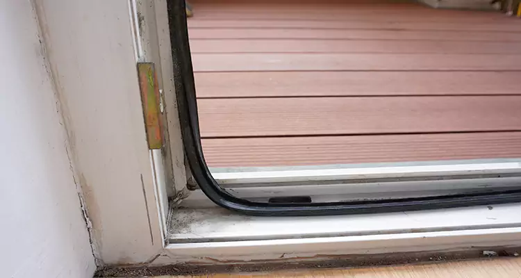 Repair Patio Doors Leaking at Bottom in Ormond Beach, FL