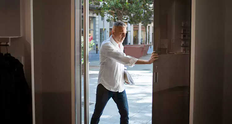 Reliable Pella Patio Door Repair Services for Opening Issues in Ormond Beach, FL