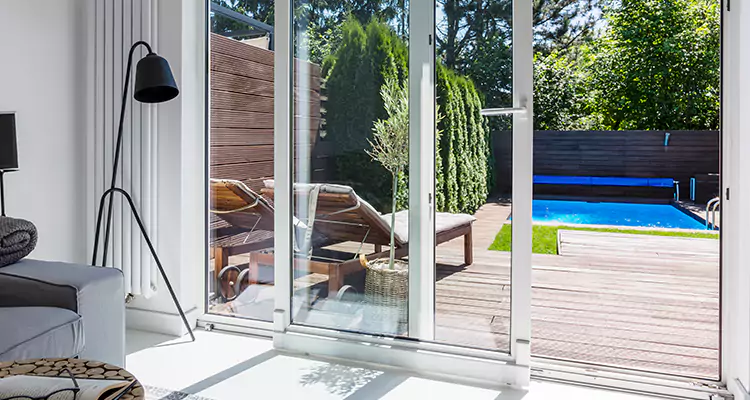 Fixing A Sliding Screen Door Roller in Ormond Beach, FL